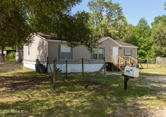 2nd image of 6379 Amherst Ave, Keystone Heights, FL 32656 | MLS# 2155131