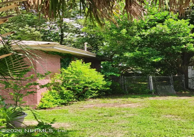 Homes for sale in Palatka, FL | 408 408 Magnolia Dr Dr, Palatka, FL 32177 | MLS# 2155132