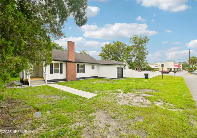 3rd image of 336 W South St, Starke, FL 32091 | MLS# 2155265