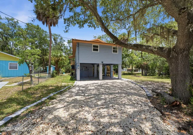 4th image of 8180 Anchor Point Dr, Weeki Wachee, FL 34607 | MLS# 2155170