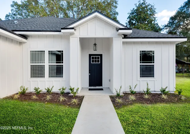 Photo 3 of Single family home for sale at 26 Bitterroot Ave, Middleburg, FL 32068 | MLS# 2155199 | Listing updated on 2026-08-24