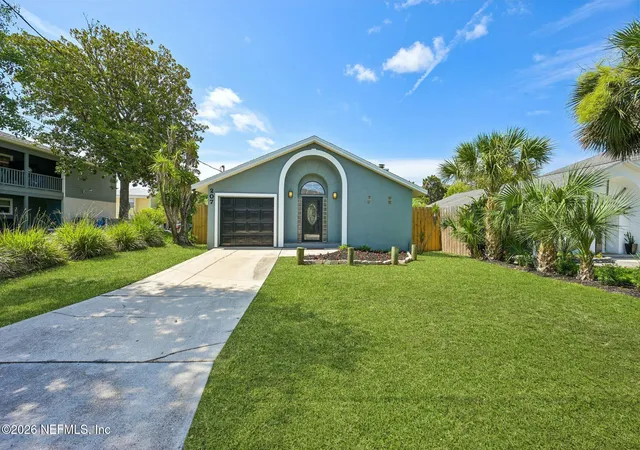 Photo 3 of Sale Pending at 207 B St, Saint Augustine, FL 32080 | MLS# 2155172 | Listing updated on 2026-09-08