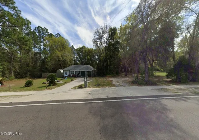 10th image of 467 State Road 26, Melrose, FL 32666 | MLS# 2155174