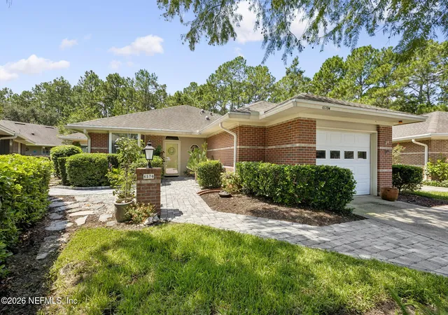 Photo 1 of Sale Pending at 4570 Middleton Park Cir W, Jacksonville, FL 32224 | MLS# 2162506 | Listing updated on 2026-09-10