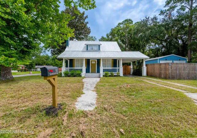 4th image of 511 E Washington St, Starke, FL 32091 | MLS# 2155203