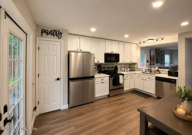 2nd image of 11592 Pleasant Creek Dr, Jacksonville, FL 32218 | MLS# 2155375