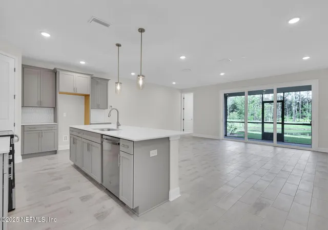 Photo 3 of Townhouse for sale at 35 Big Pine Ln, Ponte Vedra, FL 32081 | MLS# 2155367 | Listing updated on 2026-07-15