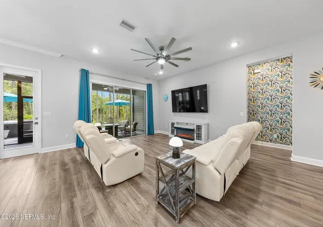 Photo 3 of Sale Pending at 152 Constitution Dr, Ponte Vedra, FL 32081 | MLS# 2161249 | Listing updated on 2026-09-15