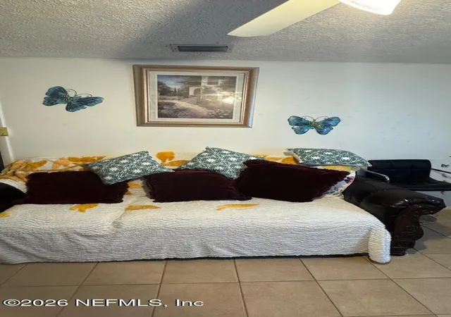 Photo 3 of Single family home for sale at 6721 Zircon Dr, Jacksonville, FL 32210 | MLS# 2156633 | Listing updated on 2026-09-17