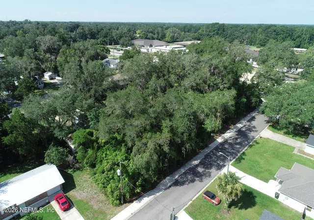 Photo 4 of Land for sale at 1525 Center St, Green Cove Springs, FL 32043 | MLS# 2155935 | Listing updated on 2026-08-27