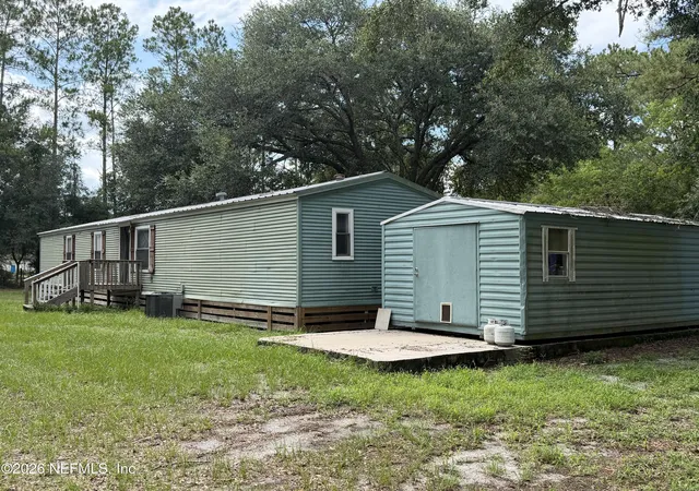 Photo 3 of Manufactured home for sale at 14841 Gallup Ln, Glen St. Mary, FL 32040 | MLS# 2156066 | Listing updated on 2026-09-02
