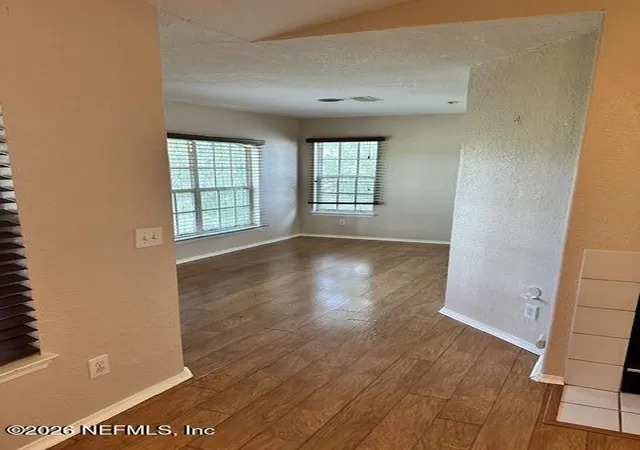 2nd image of 1701 The Grns Wy, Jacksonville Beach, FL 32250