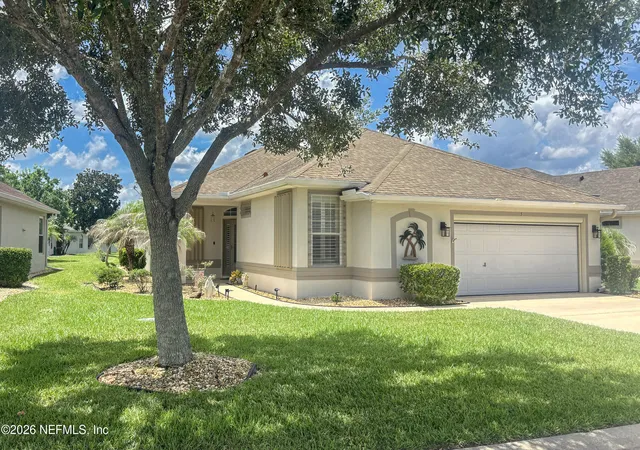 Photo 2 of Sale Pending at 5 Royale Ln, Palm Coast, FL 32164 | MLS# 2157014 | Listing updated on 2026-08-27