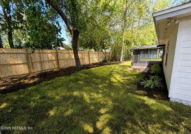 Photo 3 of Sale Pending at 426 Jasmine Rd, Saint Augustine, FL 32086 | MLS# 2157135 | Listing updated on 2026-10-19