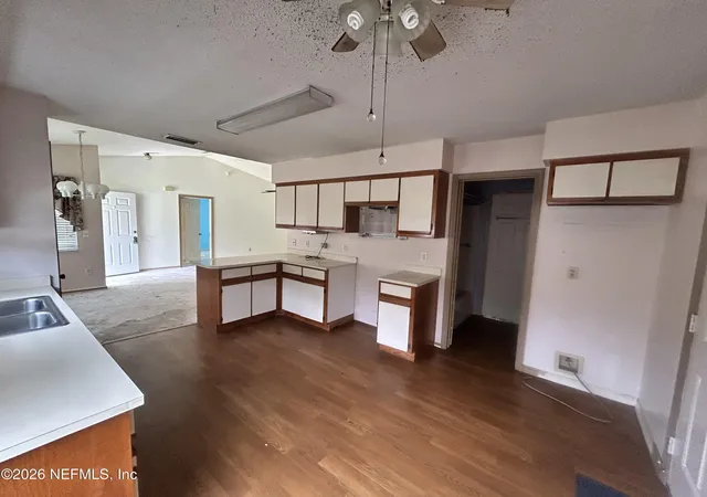 Photo 3 of Single family home for sale at 187 Se Willow Dr, Lake City, FL 32025 | MLS# 2157644 | Listing updated on 2026-09-02