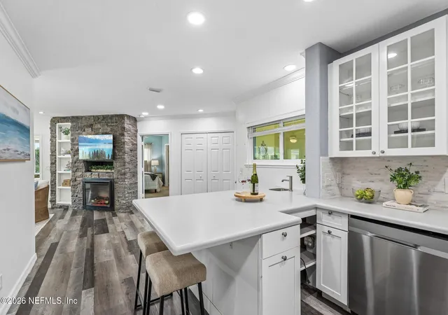 Photo 4 of Condo for sale at 1800 The Greens Way #1504, Jacksonville Beach, FL 32250 | MLS# 2158963 | Listing updated on 2026-09-01