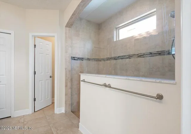 4th image of 3637 Crossview Dr, Jacksonville, FL 32224 | MLS# 2159345