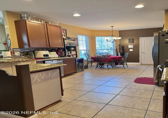 Photo 3 of Single family home for sale at 805 Glendale Ln, Orange Park, FL 32065 | MLS# 2159279 | Listing updated on 2026-09-19