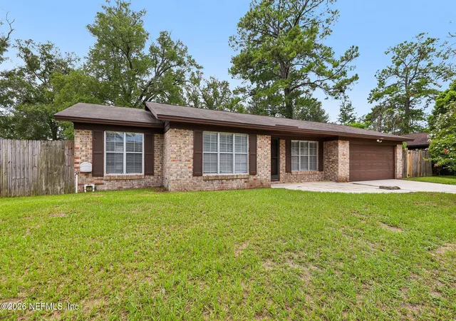 3rd image of 8364 Pointer Dr N, Jacksonville, FL 32221 | MLS# 2161300
