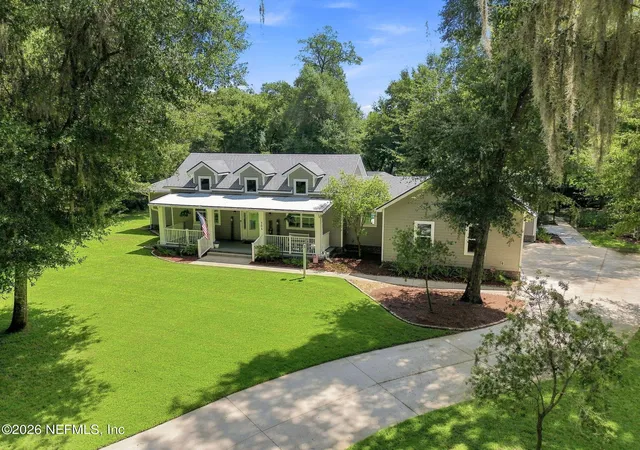 Photo 3 of Single family home for sale at 704 Coachman's Pl, Saint Augustine, FL 32086 | MLS# 2162645 | Listing updated on 2026-09-02