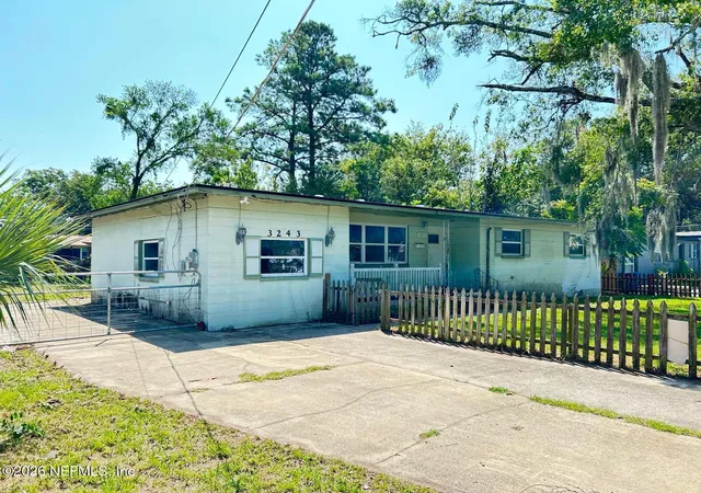 2nd image of 3243 De Carlo Ln, Jacksonville, FL 32277 | MLS# 2161445