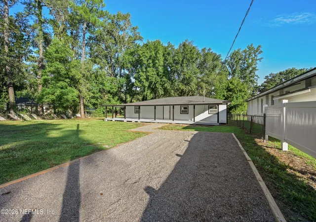 Photo 2 of Single family home for sale at 5545 Chenango Blvd, Jacksonville, FL 32254 | MLS# 2159670 | Listing updated on 2026-09-11