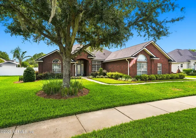 Photo 4 of Sale Pending at 1527 Royal County Dr, Jacksonville, FL 32221 | MLS# 2159923 | Listing updated on 2026-09-09