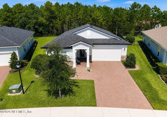 Photo 3 of Single family home for sale at 216 Amberwood Dr, St. Augustine, FL 32092 | MLS# 2161210 | Listing updated on 2026-08-24