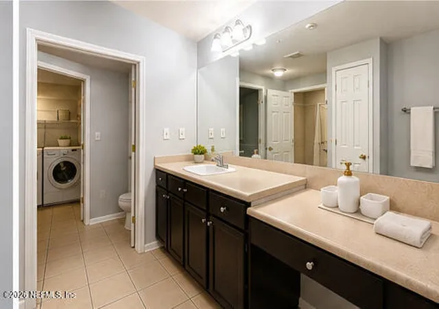 4th image of 8550 Touchton Rd #1736, Jacksonville, FL 32216 | MLS# 2161127