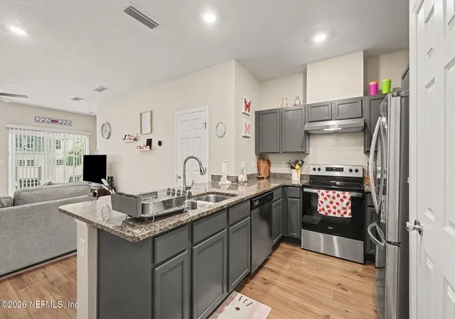 Photo 3 of Townhouse for sale at 9785 Fiddleback Ln, Jacksonville, FL 32222 | MLS# 2160522 | Listing updated on 2026-09-30