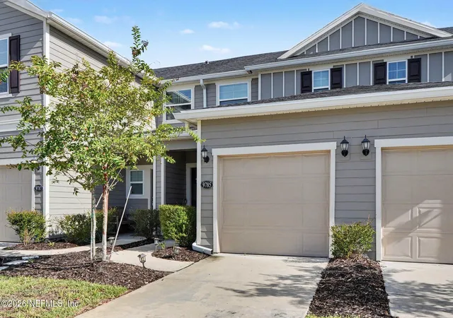 Photo 4 of Townhouse for sale at 9785 Fiddleback Ln, Jacksonville, FL 32222 | MLS# 2160522 | Listing updated on 2026-09-30