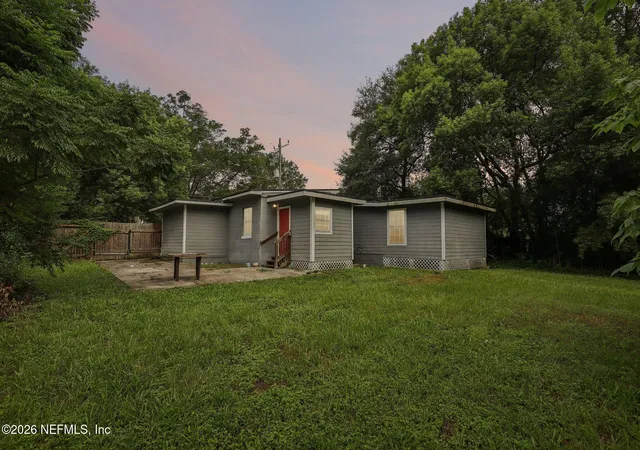 Photo 2 of Single family home for sale at 4009 Eve Dr E, Jacksonville, FL 32246 | MLS# 2160364 | Listing updated on 2026-08-25