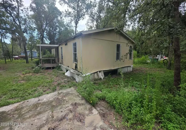 Photo 3 of Manufactured home for sale at 2517 Angelica Ave, Middleburg, FL 32068 | MLS# 2161379 | Listing updated on 2026-08-22