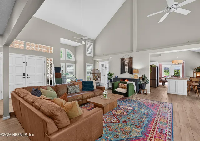 image of 3331 Valpariso Wy, Jacksonville, FL 32223 | MLS# 2161352
