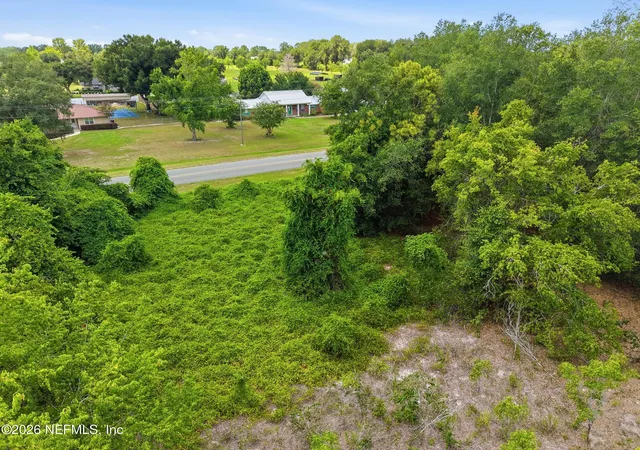 Photo 2 of Land for sale at 0000 Breezy Point Rd, Melrose, FL 32666 | MLS# 2162493 | Listing updated on 2026-10-03