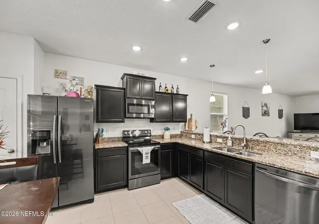 Photo 3 of Single family home for sale at 3245 Hidden Meadows Ct, Green Cove Springs, FL 32043 | MLS# 2160986 | Listing updated on 2026-09-01