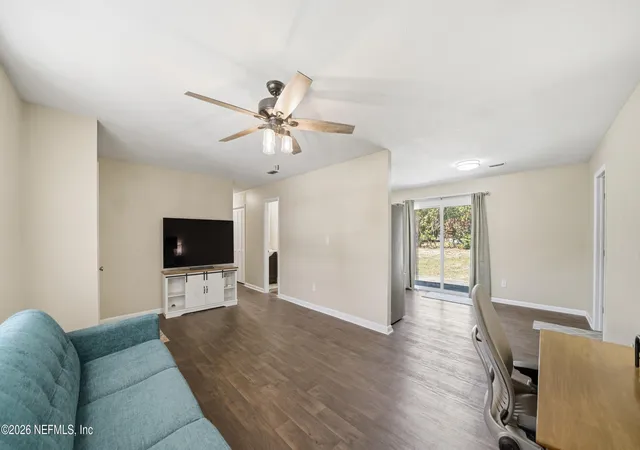 2nd image of 360 Sw Garden St, Keystone Heights, FL 32656 | MLS# 2161191