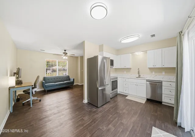 Photo 3 of Single family home for sale at 360 Sw Garden St, Keystone Heights, FL 32656 | MLS# 2161191 | Listing updated on 2026-09-29