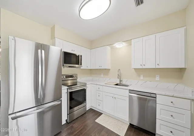 Photo 3 of Single family home for sale at 360 Sw Garden St, Keystone Heights, FL 32656 | MLS# 2161191 | Listing updated on 2026-09-29