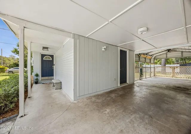 Photo 4 of Single family home for sale at 7904 Cezanne Dr N, Jacksonville, FL 32221 | MLS# 2161133 | Listing updated on 2026-09-07