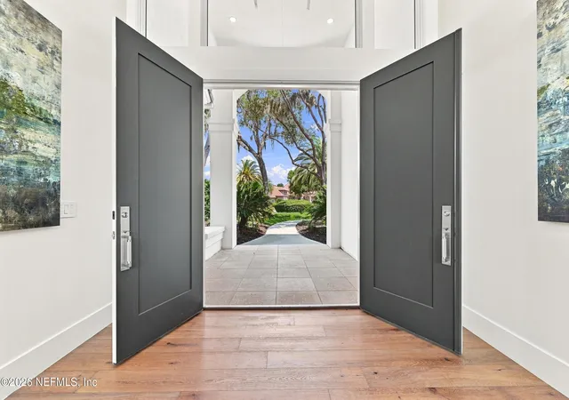 Photo 3 of Single family home for sale at 109 Carriage Ct, Ponte Vedra Beach, FL 32082 | MLS# 2161030 | Listing updated on 2026-09-16