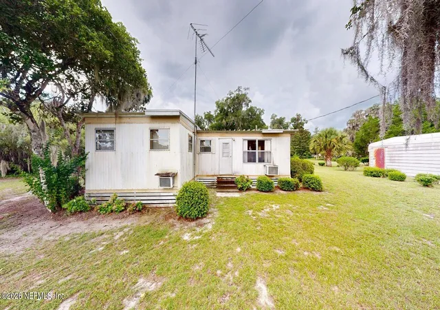 Photo 2 of Manufactured home for sale at 117 Railroad Ave N, Pomona Park, FL 32181 | MLS# 2161581 | Listing updated on 2026-08-26
