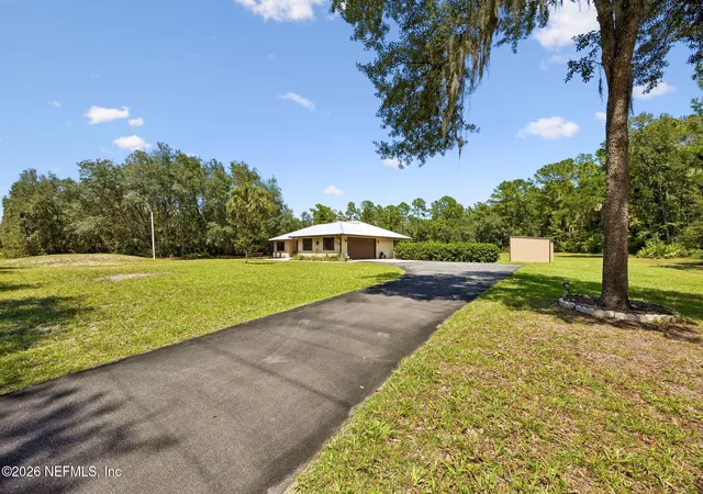 Photo 2 of Single family home for sale at 100 Whitney St, Satsuma, FL 32189 | MLS# 2161291 | Listing updated on 2026-09-27