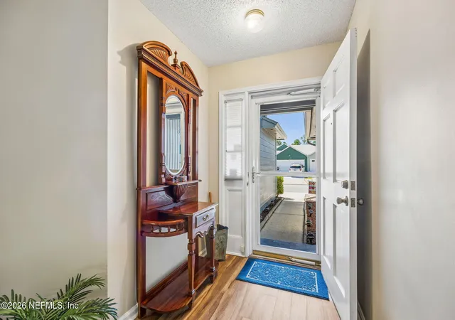 Photo 2 of Townhouse for sale at 4071 Laurelwood Dr, Jacksonville, FL 32257 | MLS# 2162380 | Listing updated on 2026-09-14