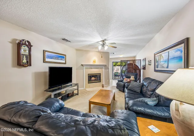 Photo 3 of Townhouse for sale at 4071 Laurelwood Dr, Jacksonville, FL 32257 | MLS# 2162380 | Listing updated on 2026-09-14