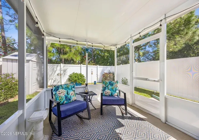 Photo 4 of Townhouse for sale at 4071 Laurelwood Dr, Jacksonville, FL 32257 | MLS# 2162380 | Listing updated on 2026-09-18