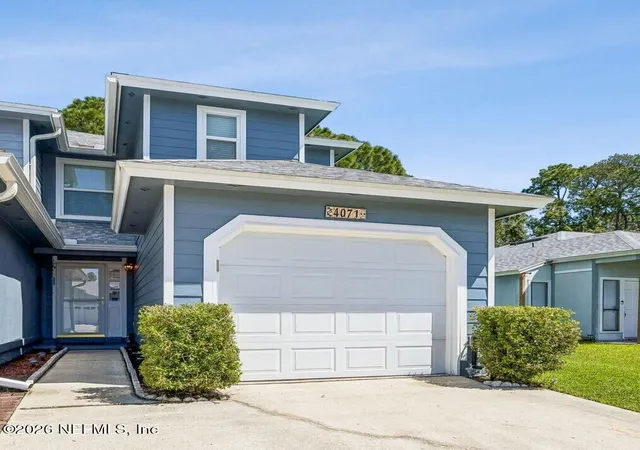 Townhouse for sale at 4071 Laurelwood Dr, Jacksonville, FL 32257 | MLS# 2162380