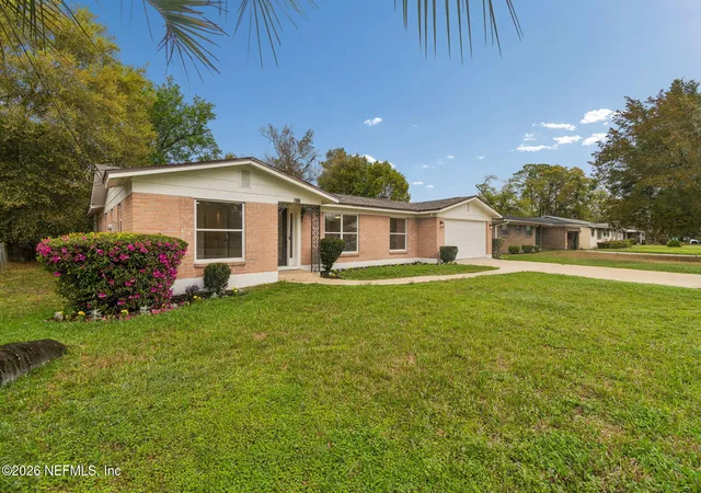 Photo 3 of Sale Pending at 2153 Courtney Dr, Jacksonville, FL 32208 | MLS# 2161243 | Listing updated on 2026-08-28