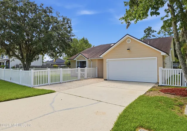 3rd image of 7406 Sweet Rose Ln, Jacksonville, FL 32244 | MLS# 2161151
