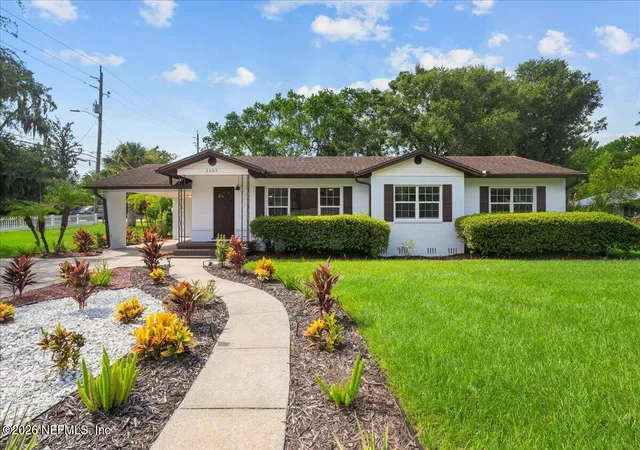 Photo 1 of Single family home for sale at 2003 Laurel St, Palatka, FL 32177 | MLS# 2162238 | Listing updated on 2026-08-27